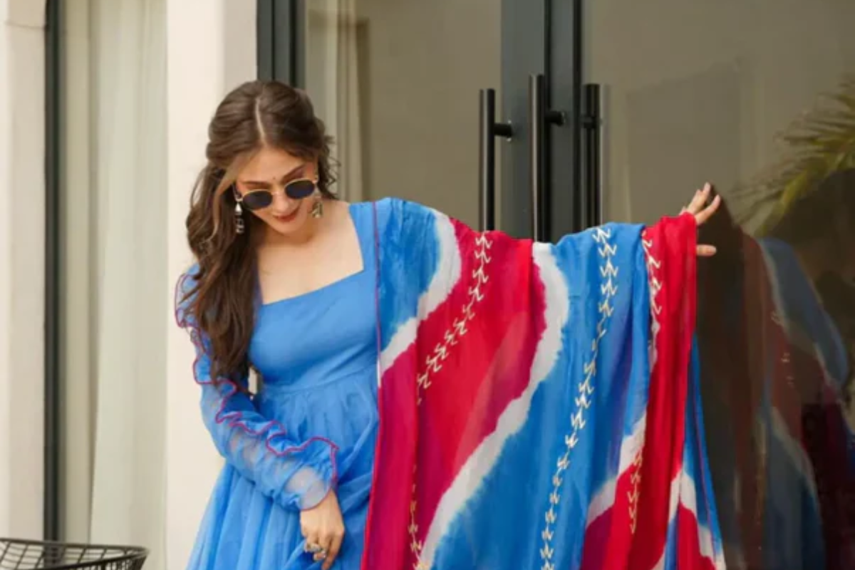ethnic dresses for women Latest Indian Outfits Upto 5mtrs Extra 3 room is provided on both sides of the top Luxury Couture by Anita Dongre