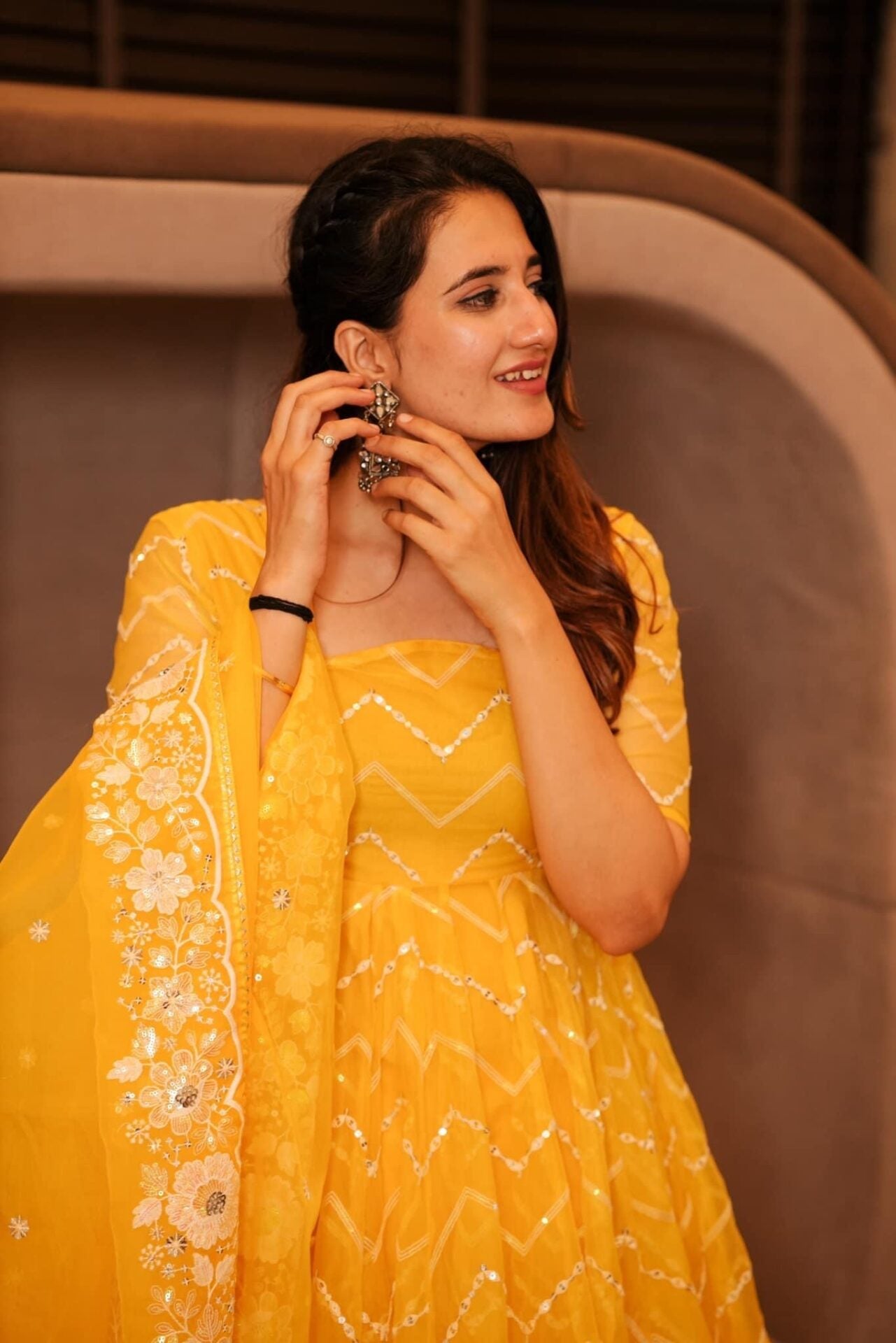 Neelam embroidered organza suit set
