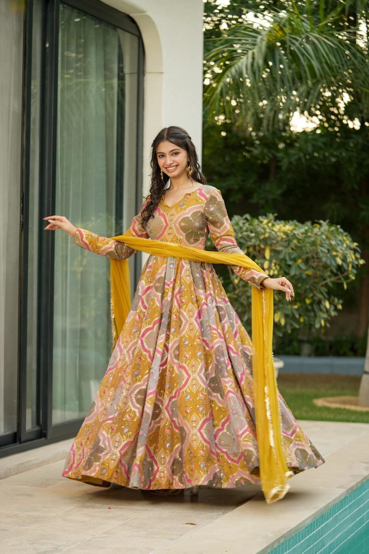 Buy Genelia heavy embroidered maxi set Online in India | Idaho Clothing Buy Genelia heavy embroidered maxi set Online in India | Idaho Clothing