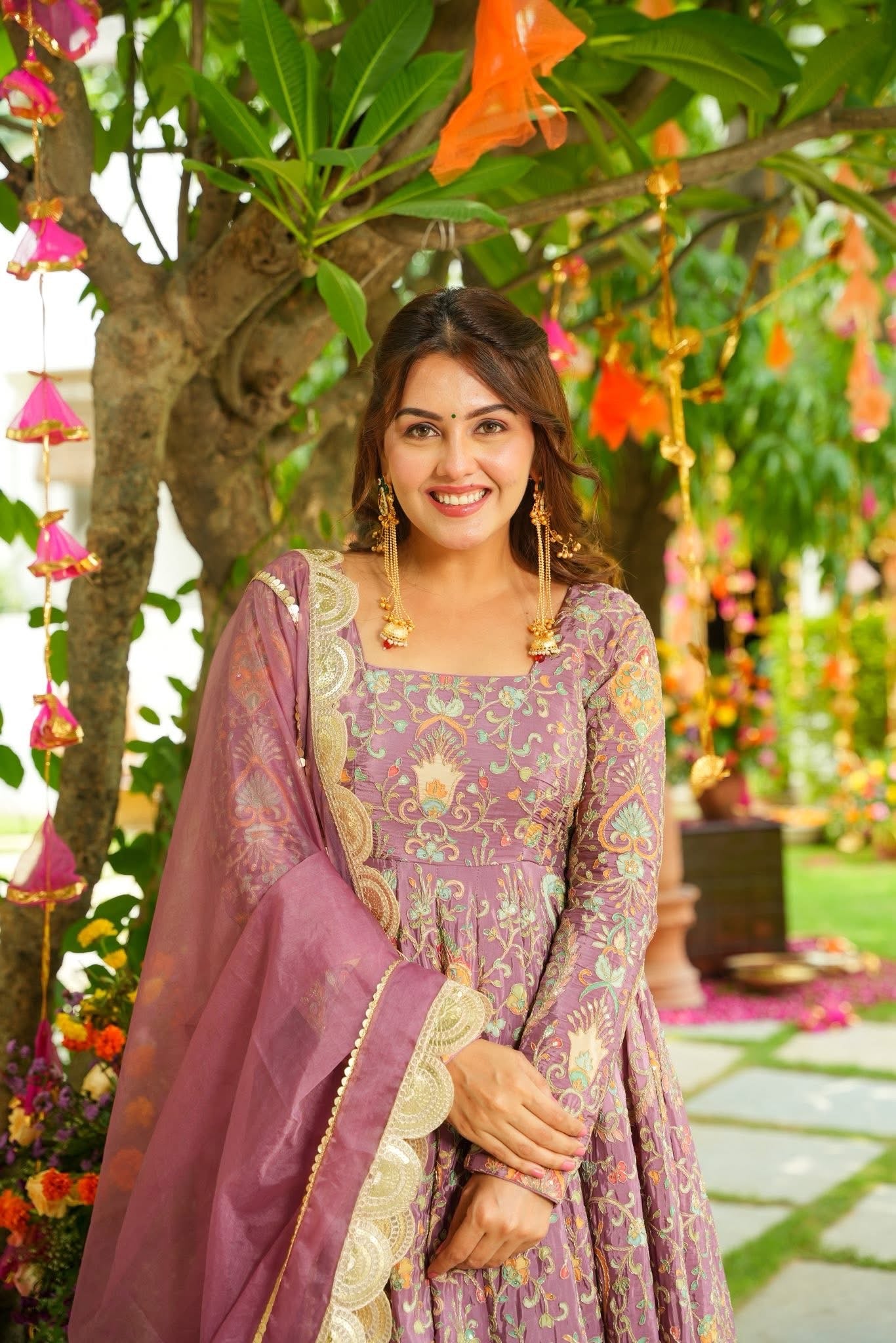 Nerina Embroidered Heavy Maxi Set