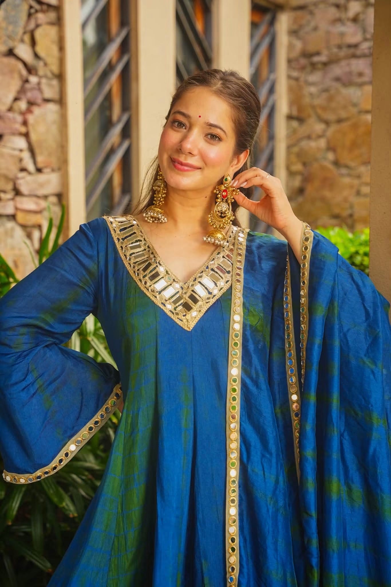 Neyra Bloom Heavy Silk Suit Set