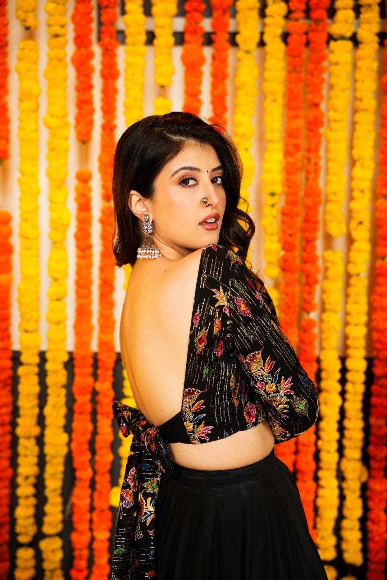 Infinite Black SKIRT AND TOP ATTIRE