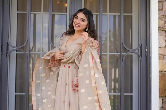 Find the Perfect Women’s Suit Set- Shop Now