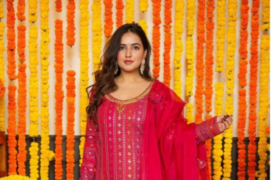 Indian Style Clothing: Top 5 Different Styles