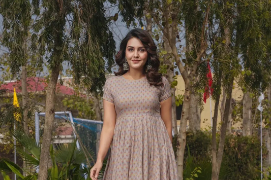 Shop 5 Best Long Dresses For Women for an Elegant Look