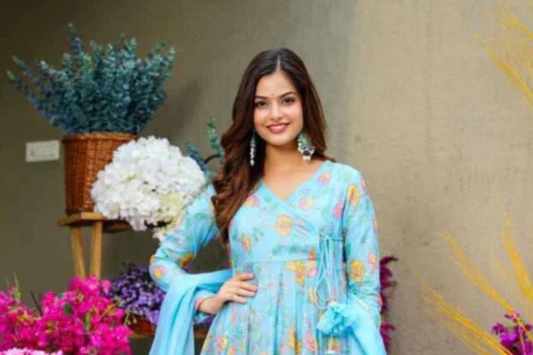 Traditional Dresses for Indian Women: Style and Heritage