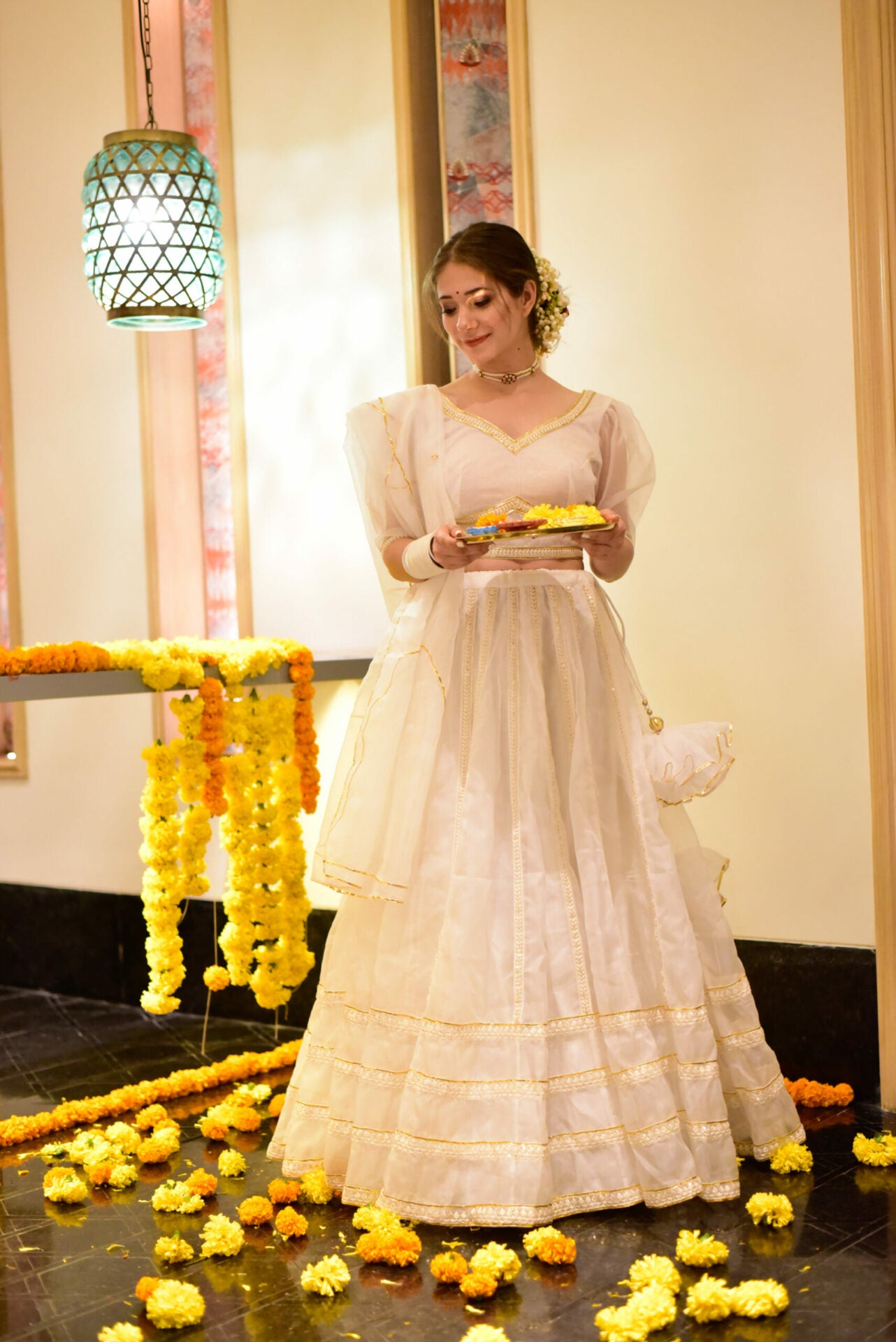 nooraniyat white organza lehenga