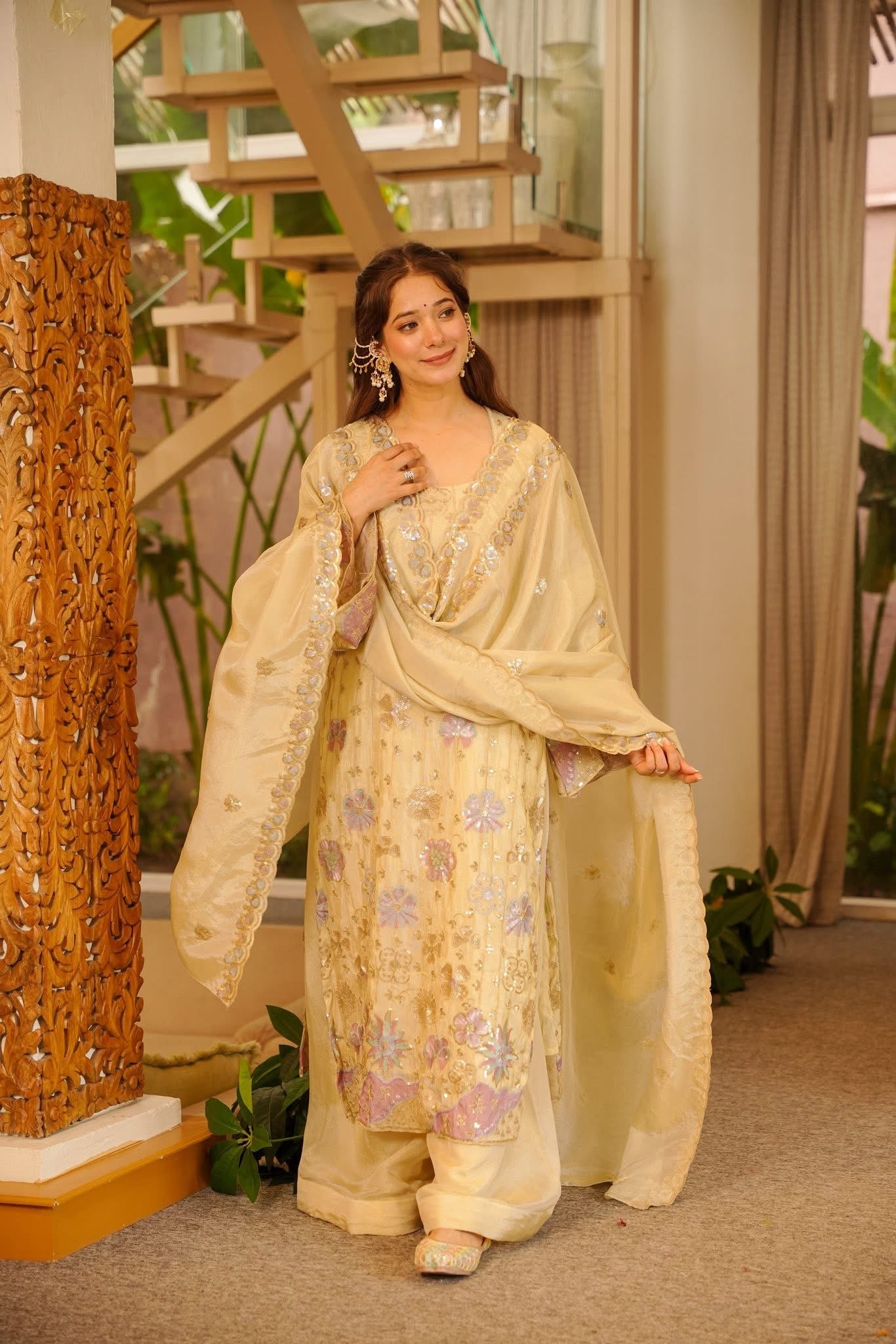 Avyraaj Heavy Kurta Set