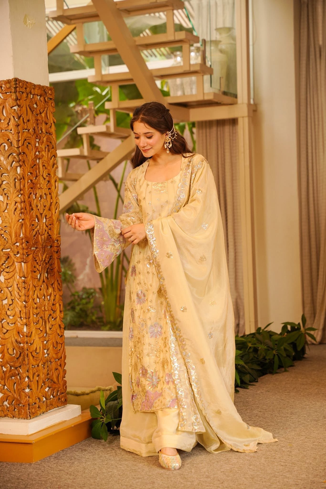 Avyraaj Heavy Kurta Set