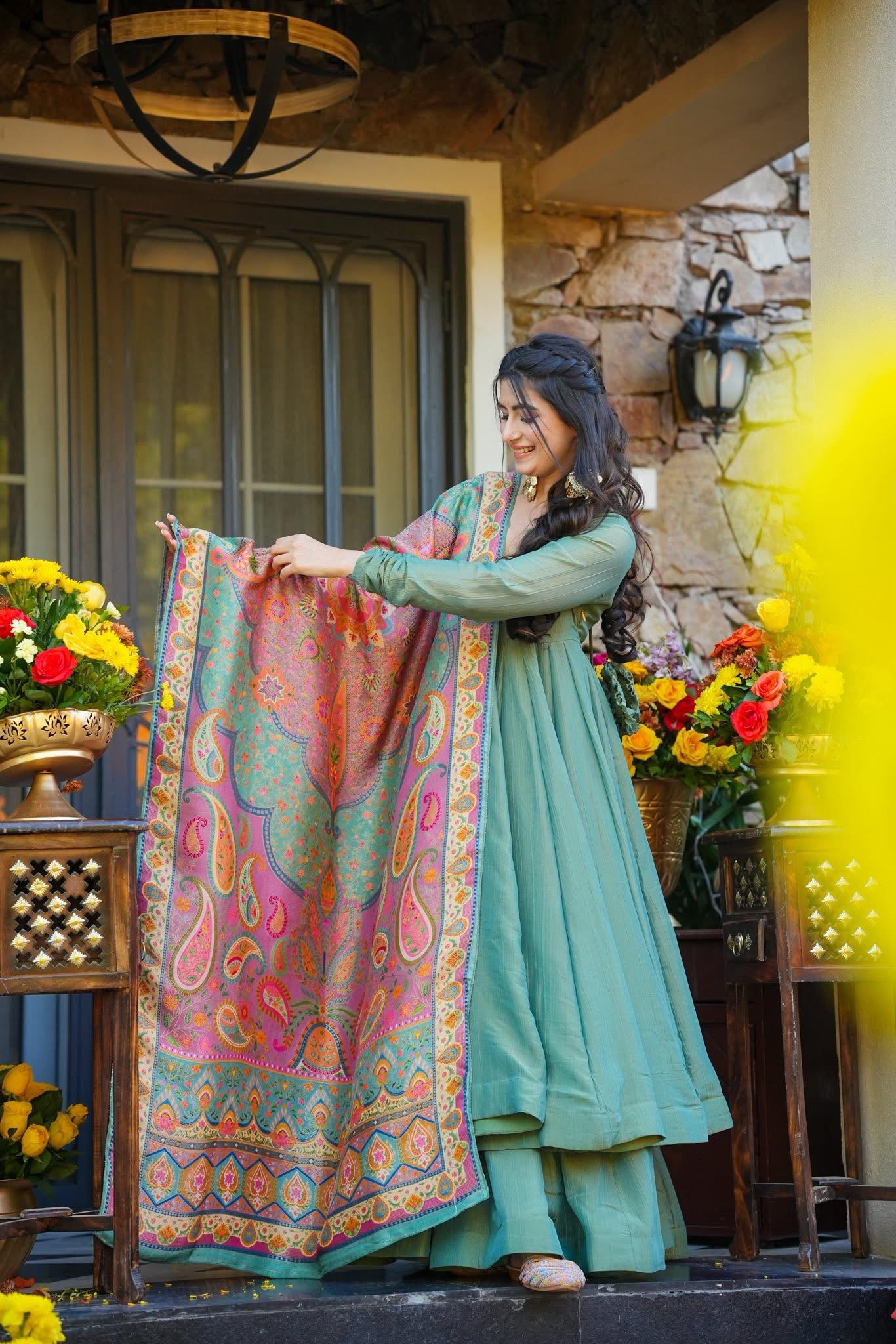 Oruvina Wedding Wear Suit Set