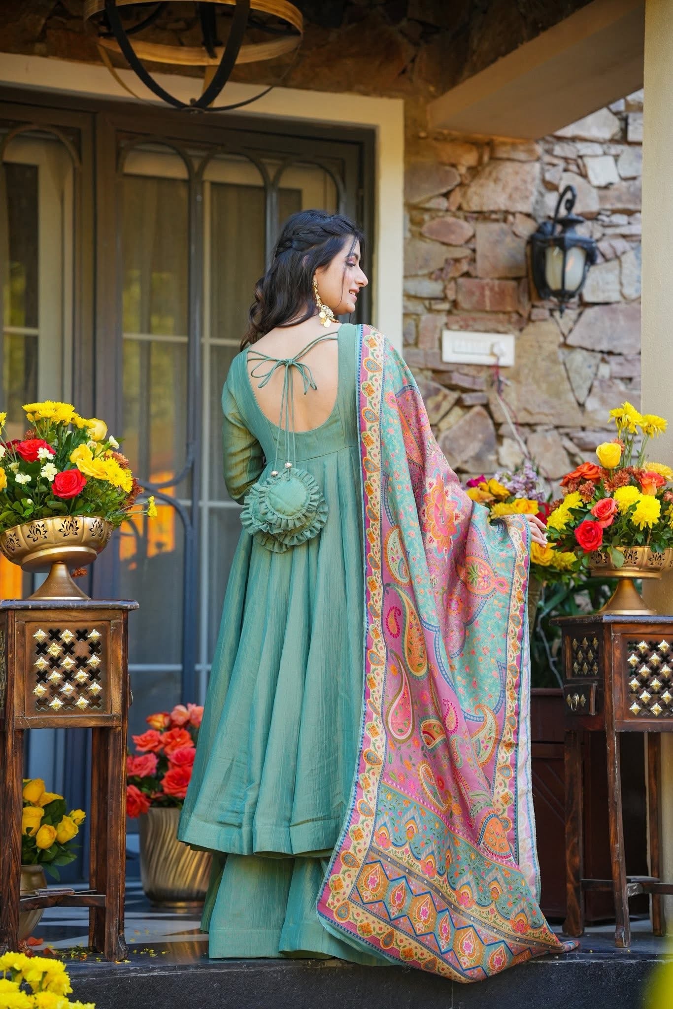 Oruvina Wedding Wear Suit Set