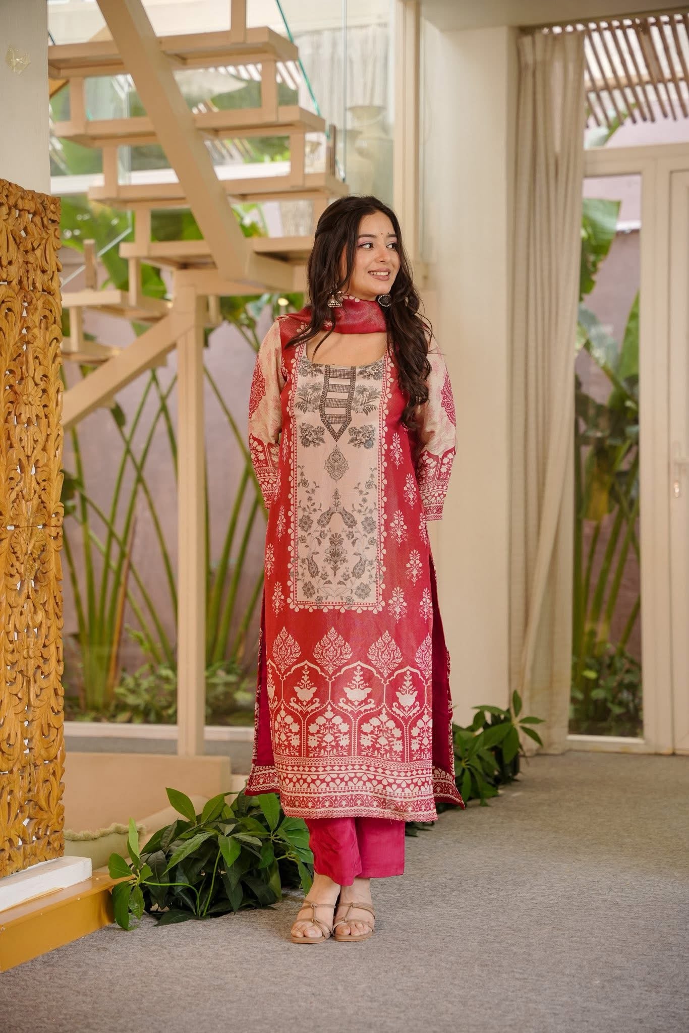 Aarini Printed Straight Kurta Set