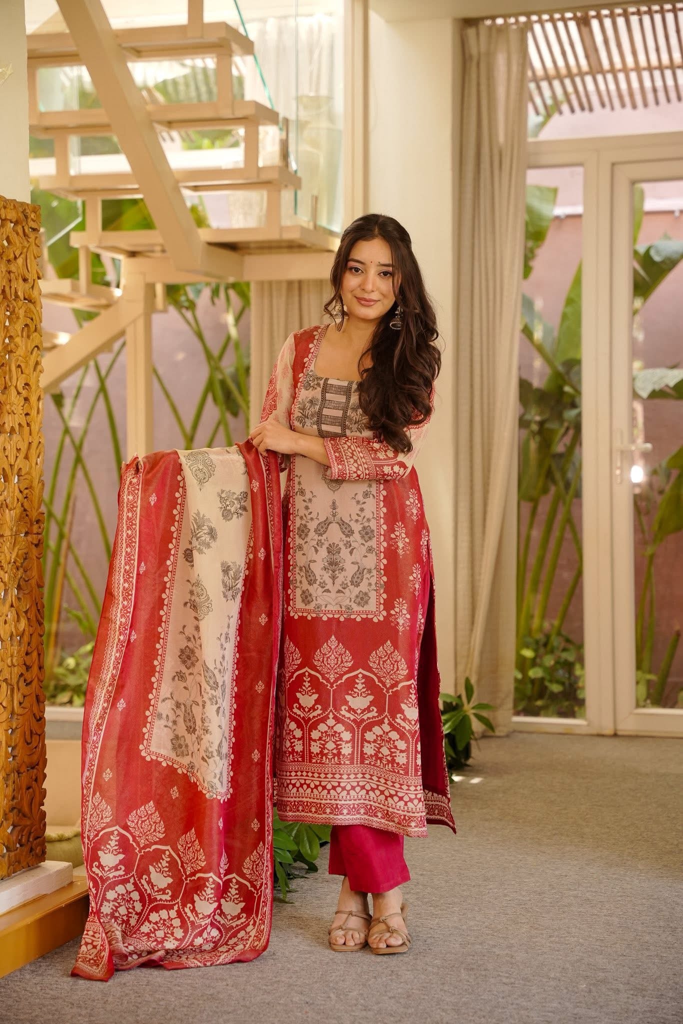 Aarini Printed Straight Kurta Set
