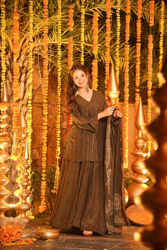 Slitstone Crushed Cosmos Wedding Kurta Set