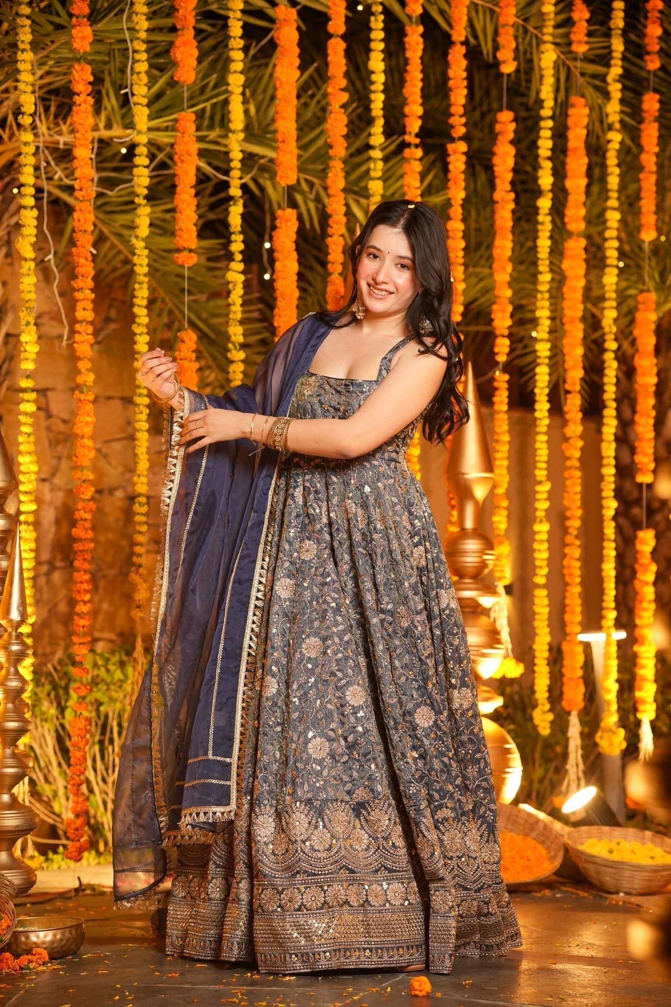 Vaishvika Heavy Maxi Set