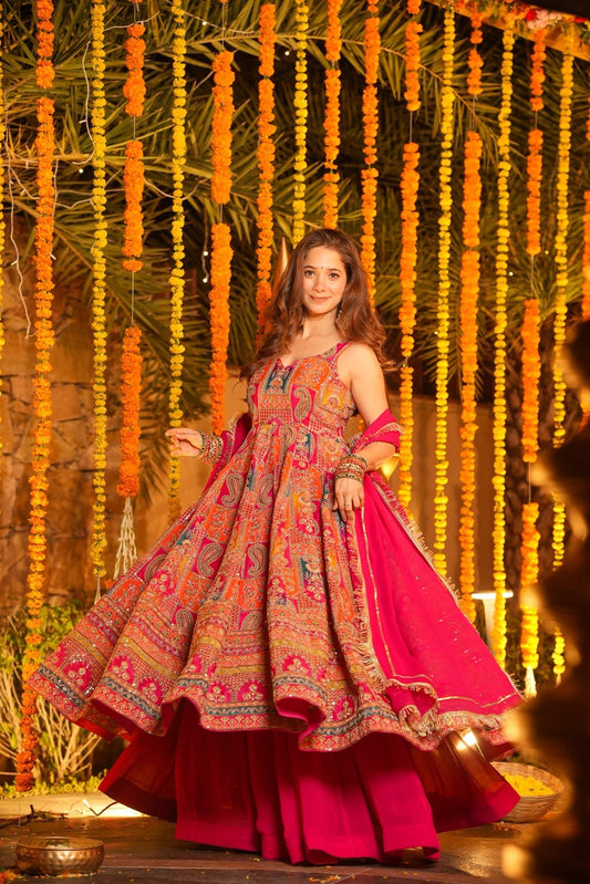 Mrianalika Heavy Embroidered Suit Set