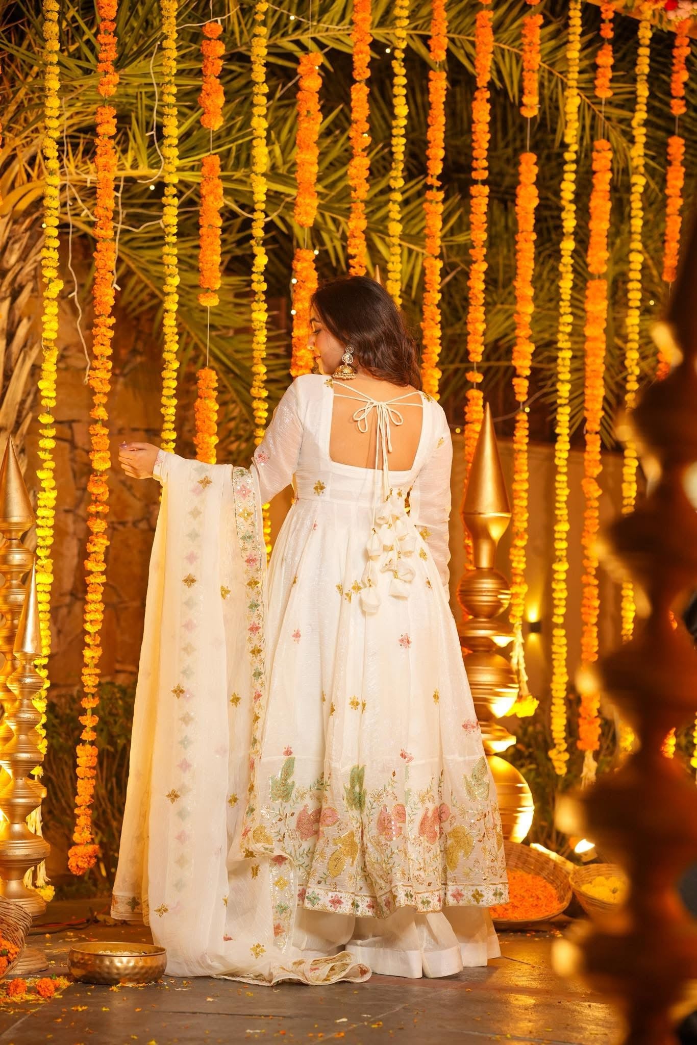 Suri White Organza Anarkali Suit Set