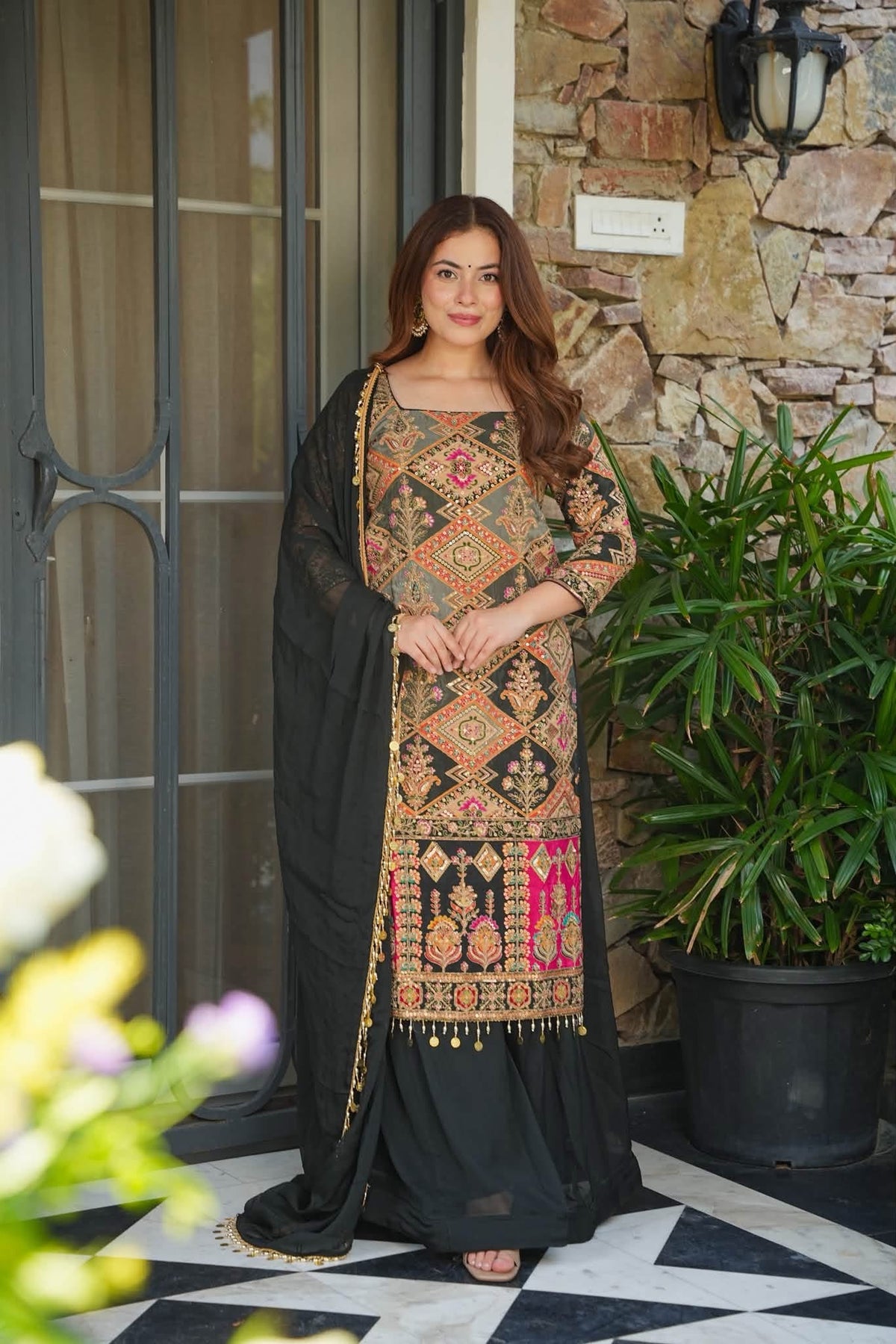Kalin Raatri Straight Kurta Set