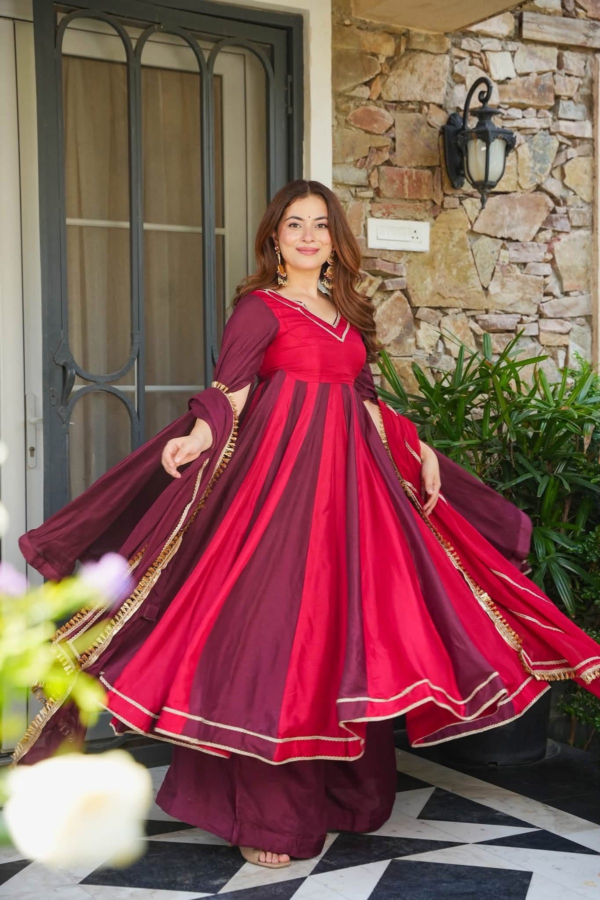 Hyleen Glow Anarkali Suit Set