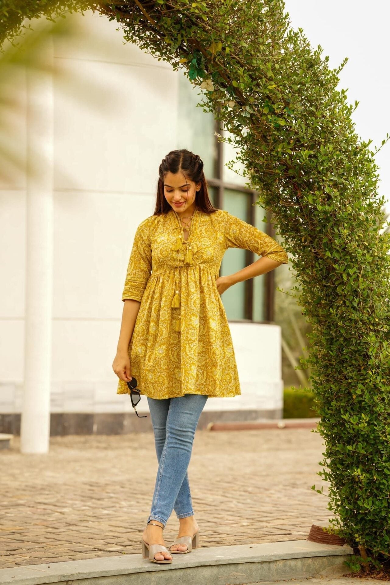 Mustard cotton top