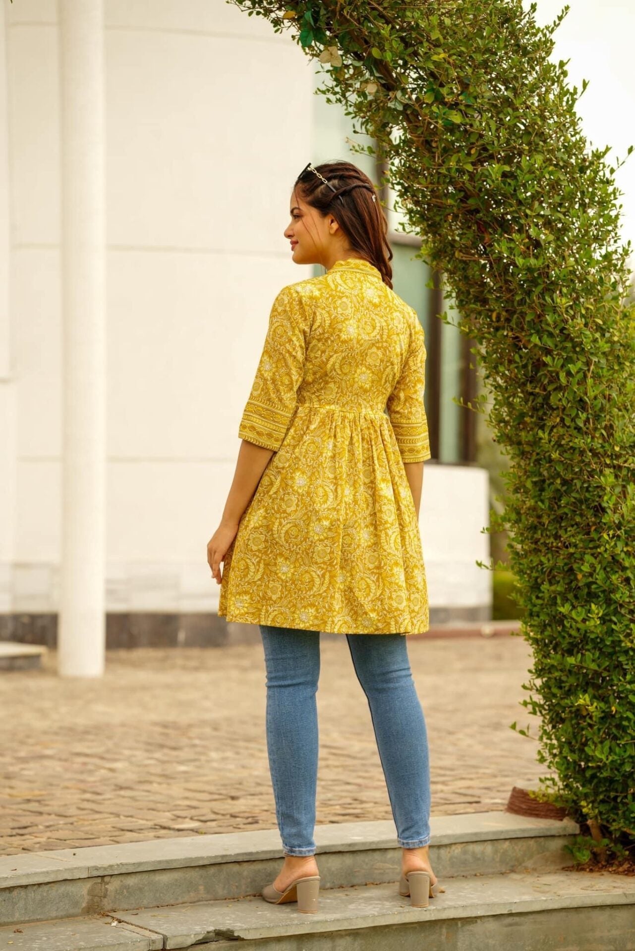 Mustard cotton top