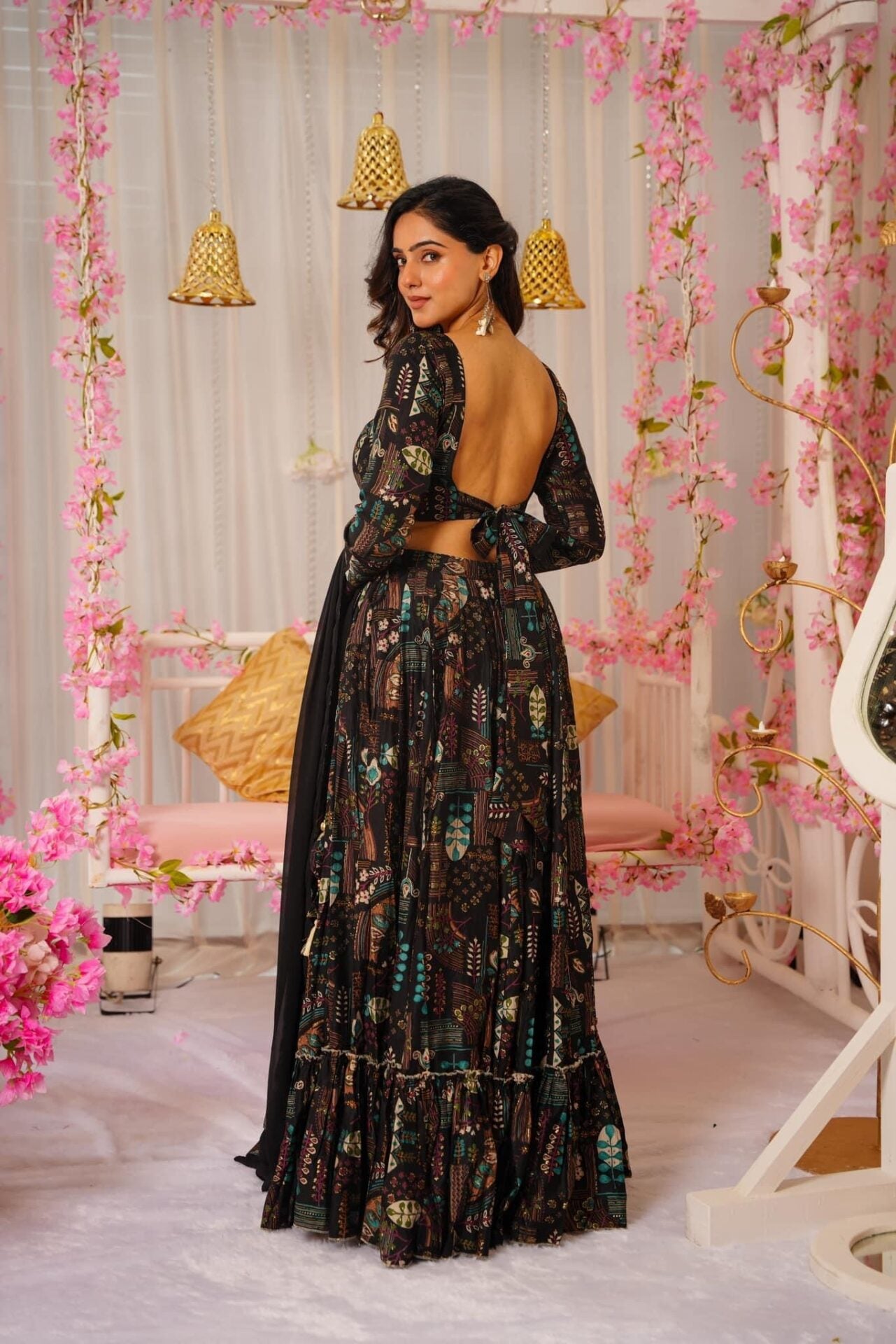 Farisha black lehenga set