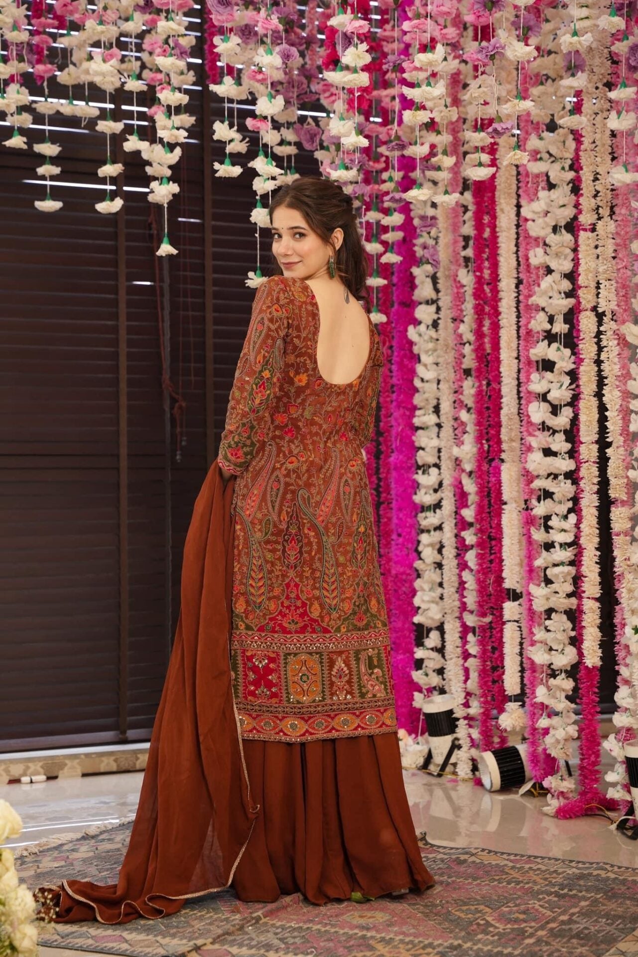 Caramel classic heavy embroidered suit set