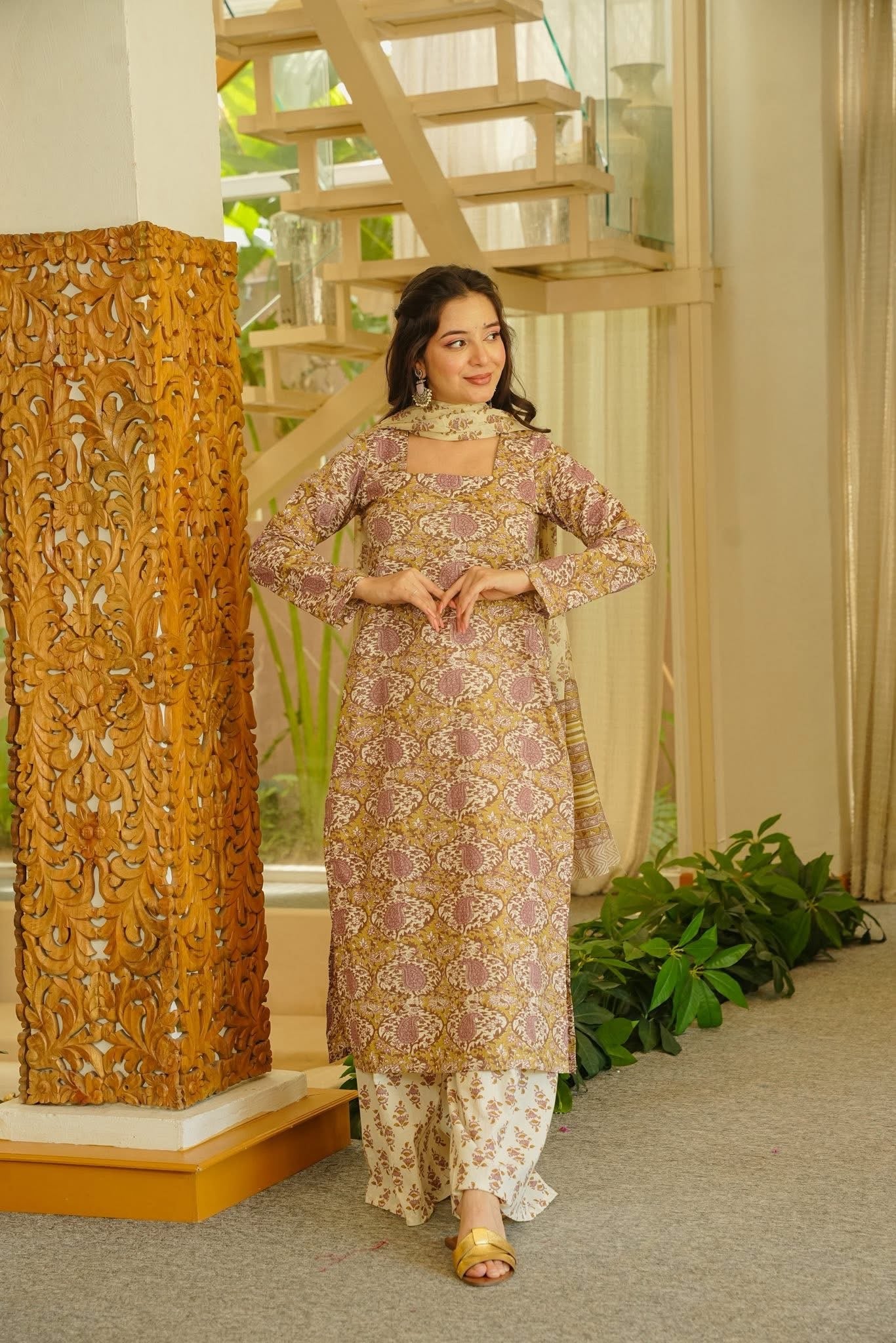 Ekavira Floral Cotton Straight Kurta Set