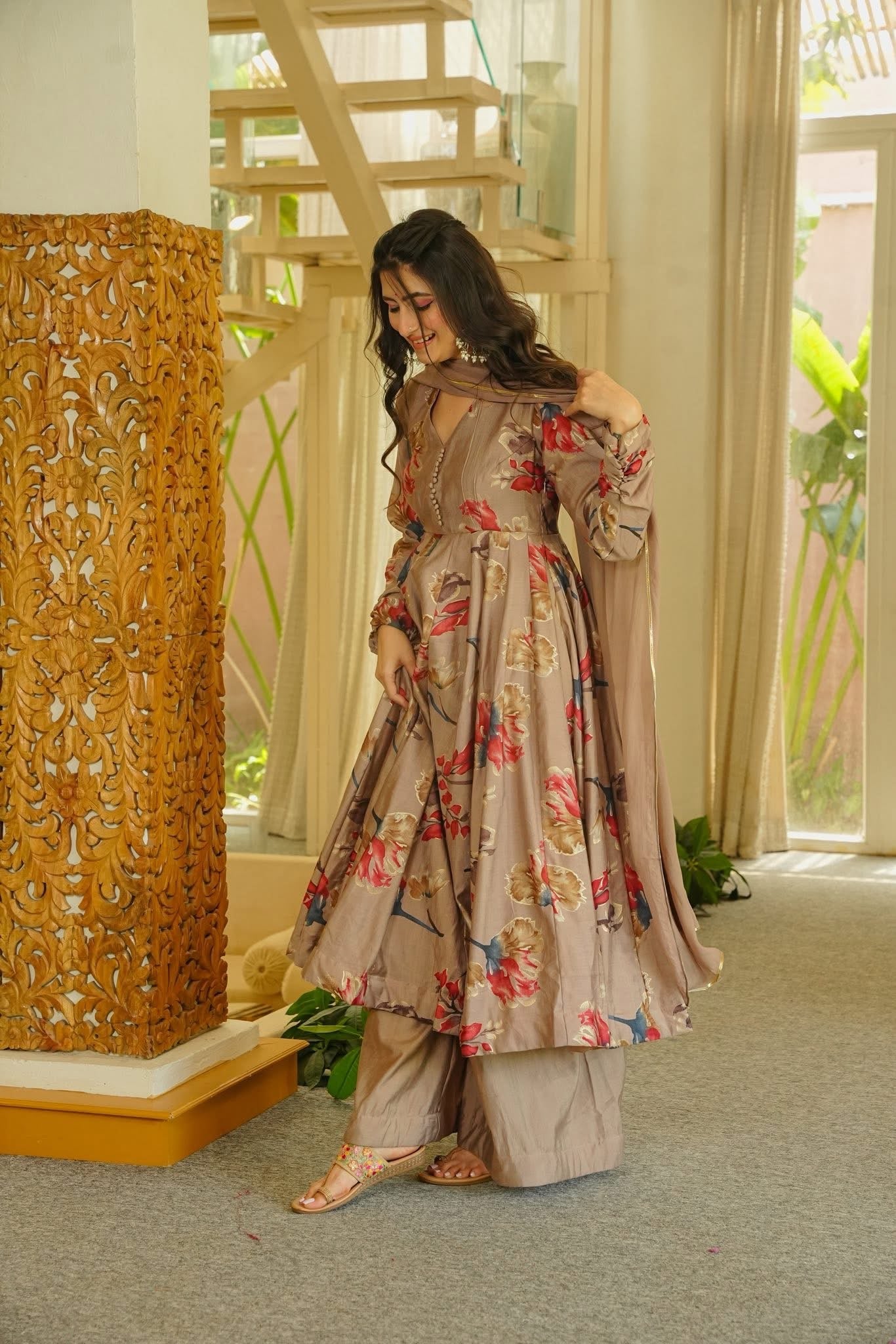 Kaashika Rayon Anarkali Suit Set