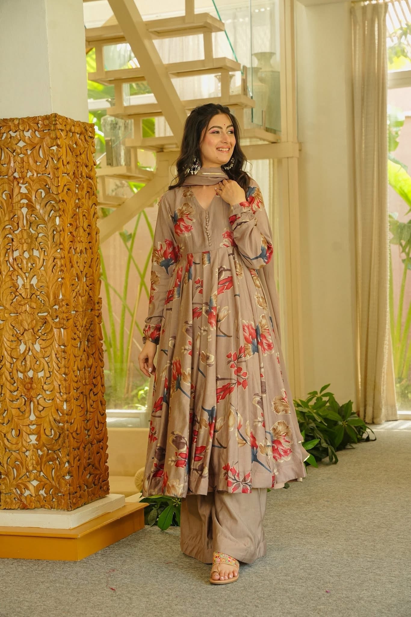 Kaashika Rayon Anarkali Suit Set