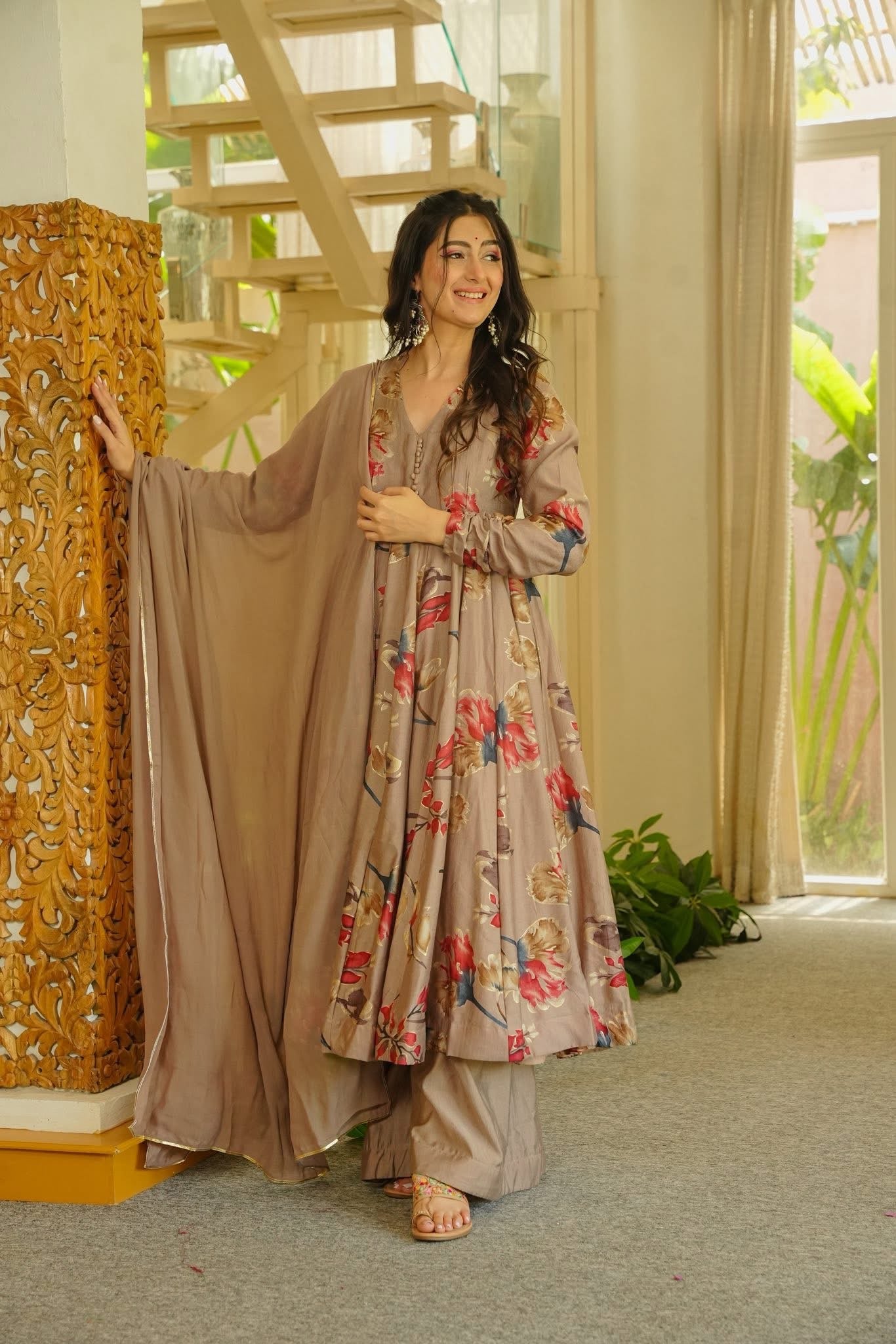 Kaashika Rayon Anarkali Suit Set