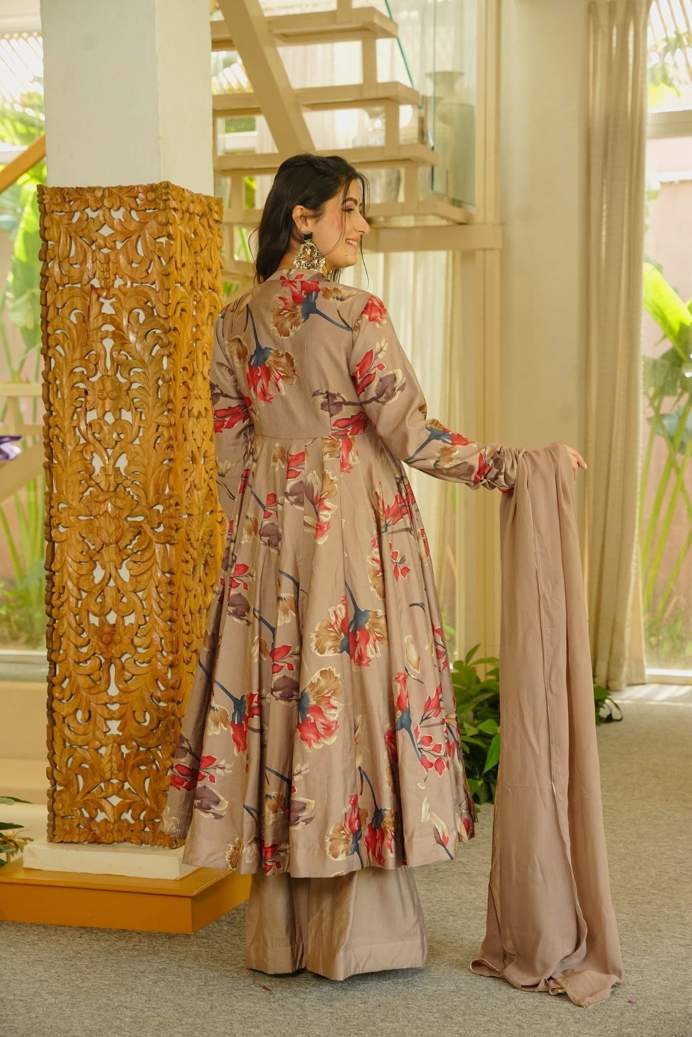Kaashika Rayon Anarkali Suit Set