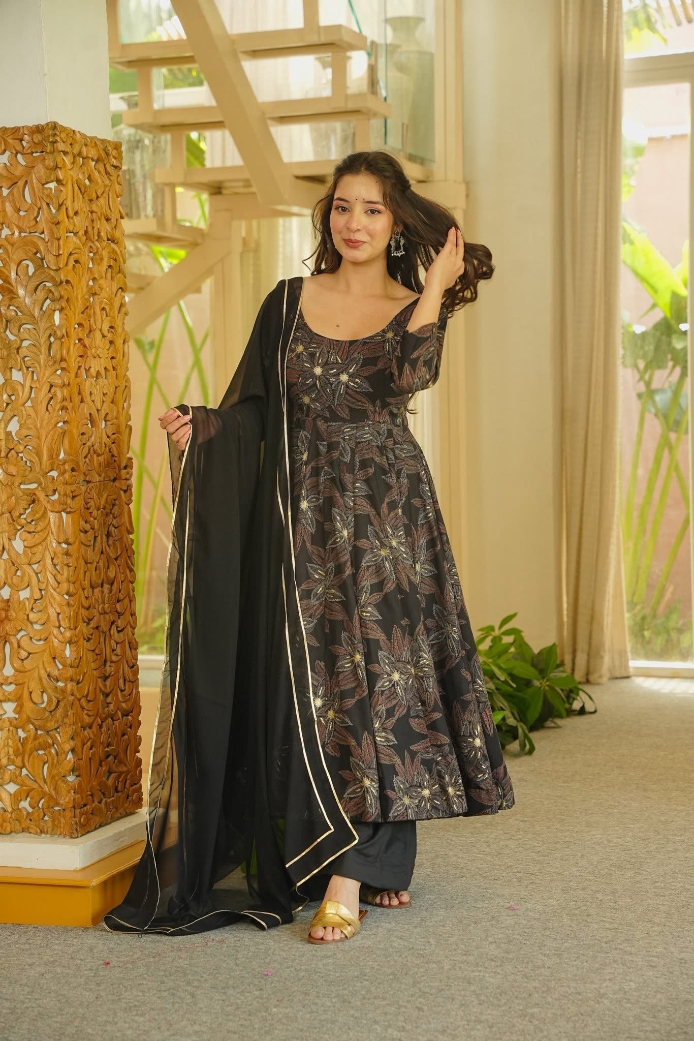 Maanogya Rayon Anarkali Suit Set