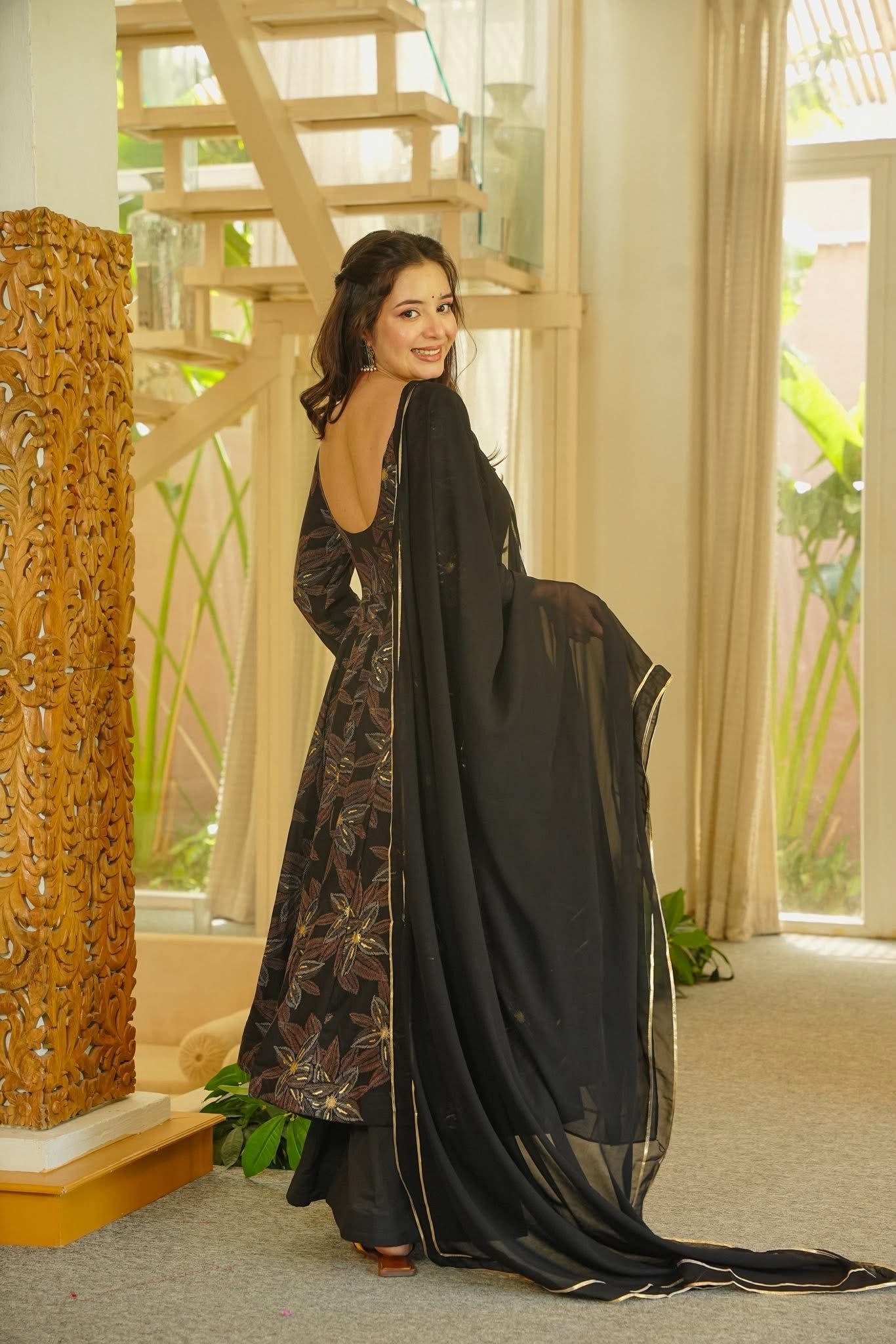 Maanogya Rayon Anarkali Suit Set