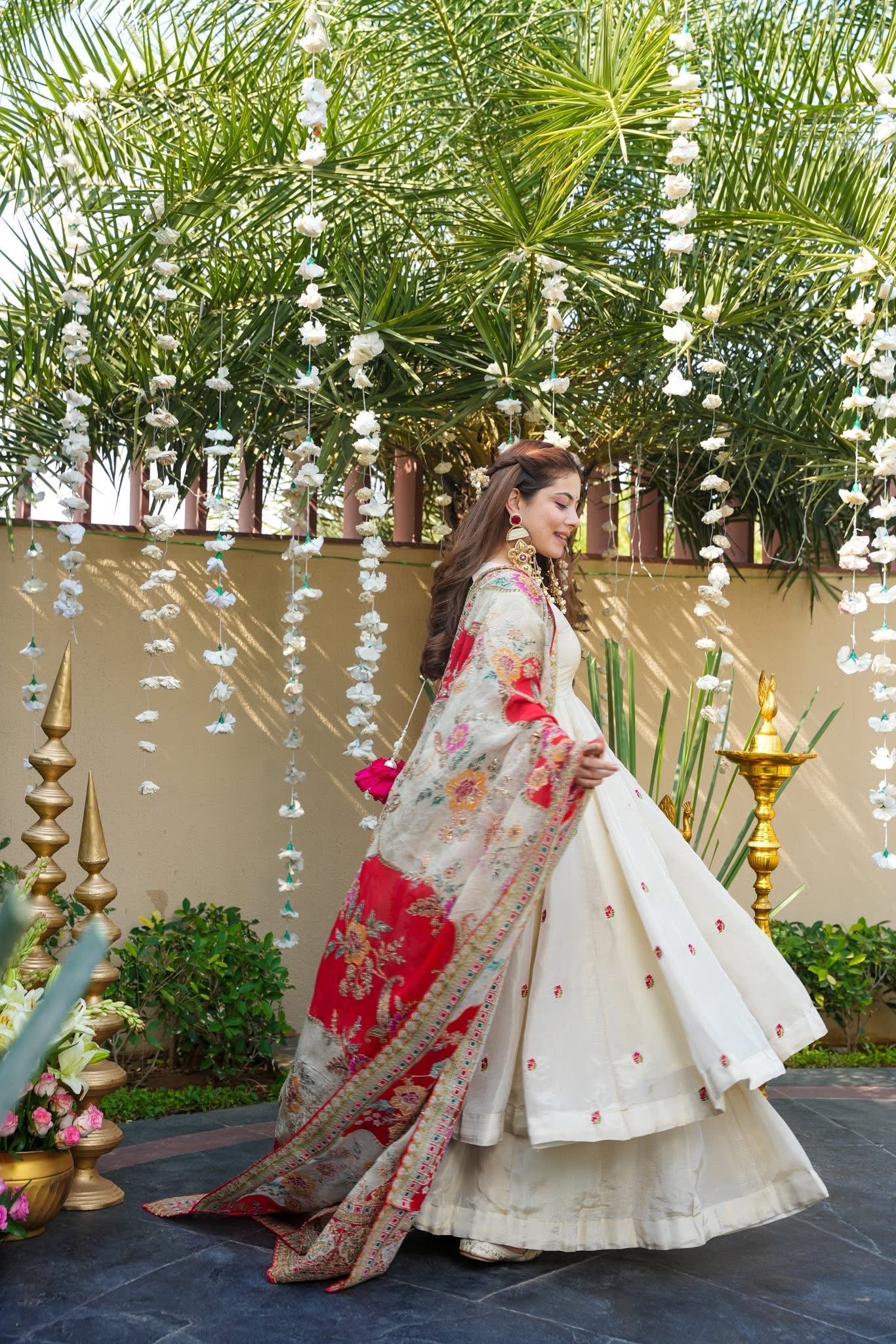 Yuvrani Wedding Wear Anarkali Suit Set