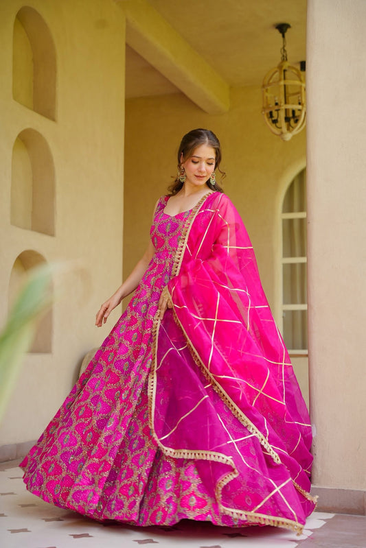 Miranshi Pink Heavy Maxi Set