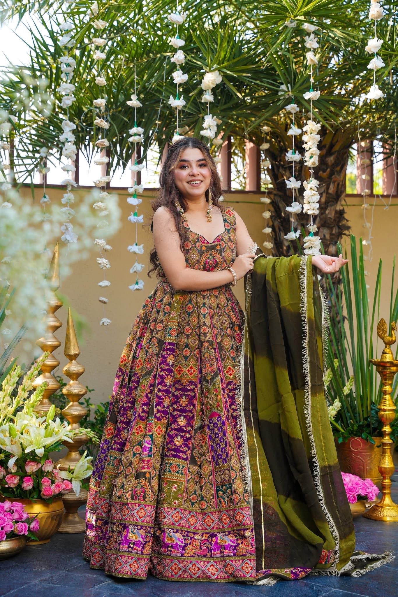Henna Jashn Green Wedding Wear Maxi Set