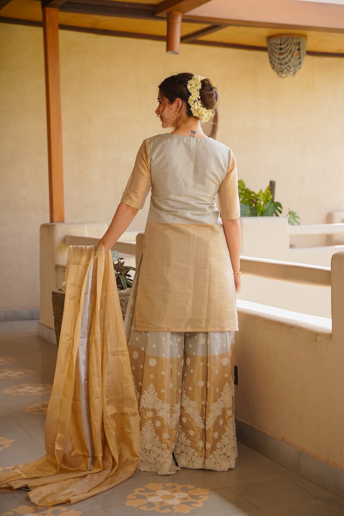 Trevanshika Elegant Kurta Set