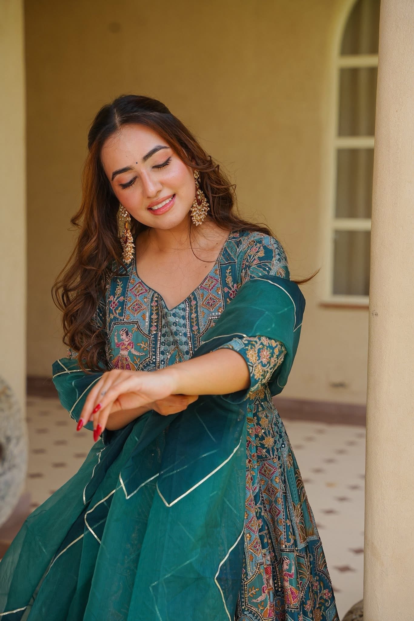 Aaryelith Heavy Embroidered Maxi Set