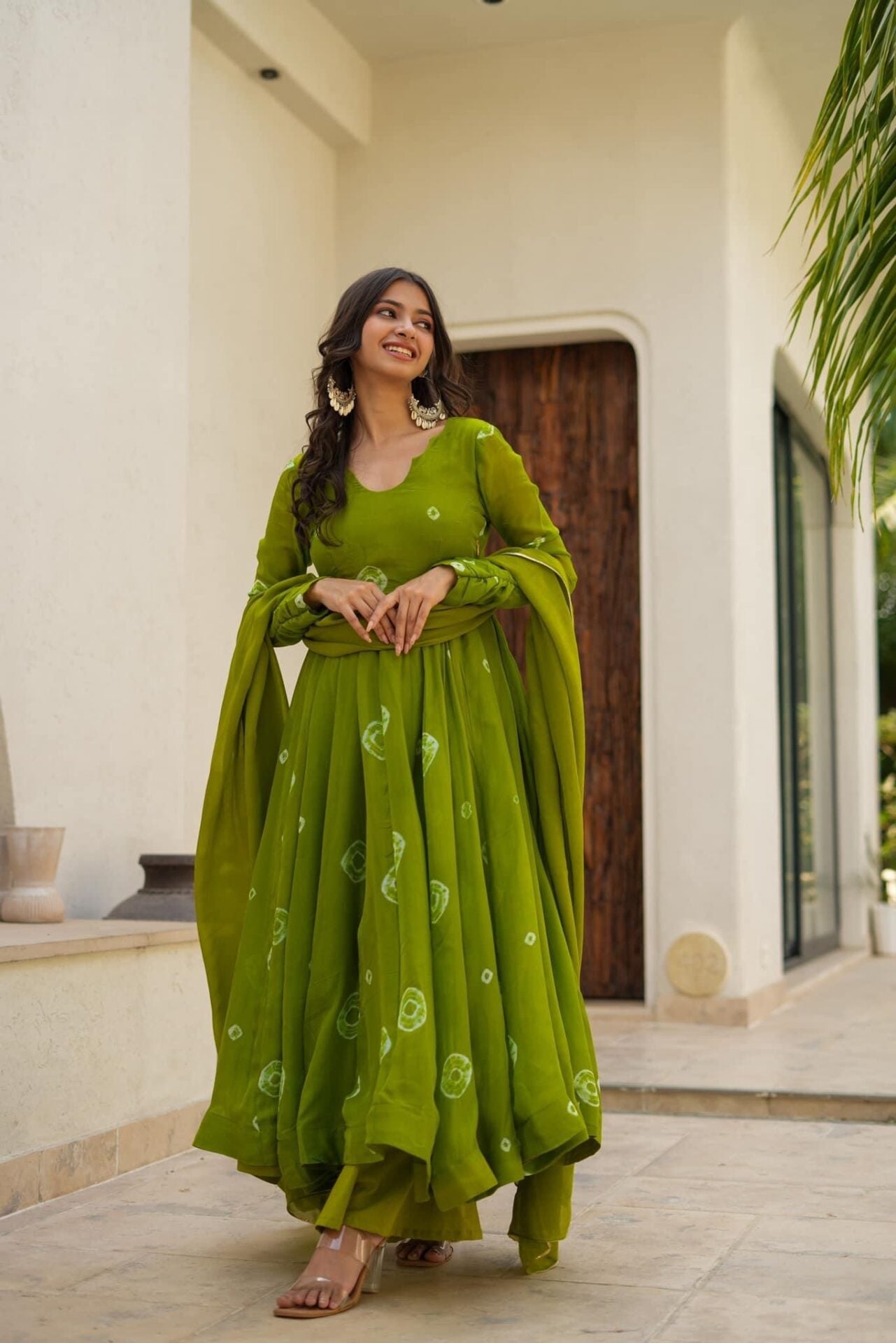 Aashi green organza suit