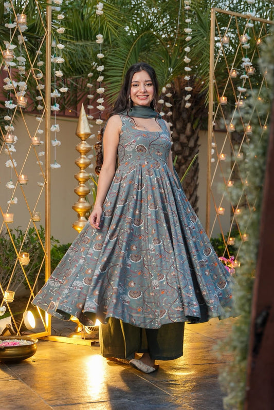 Greyish Printed Rayon Suit Set