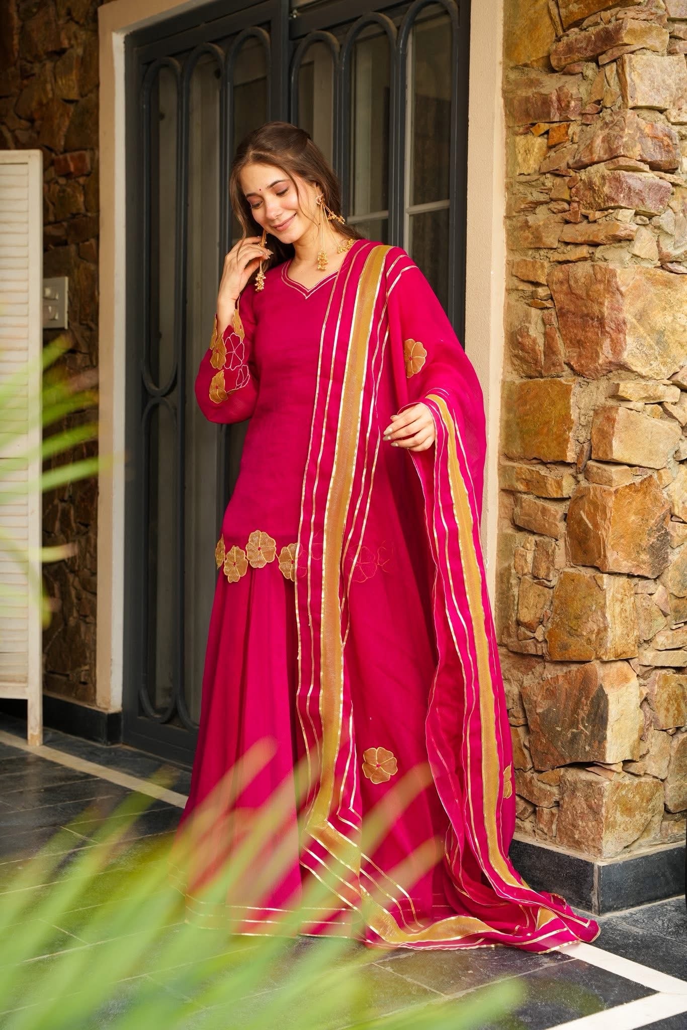 Gulal Gatha Suit Set