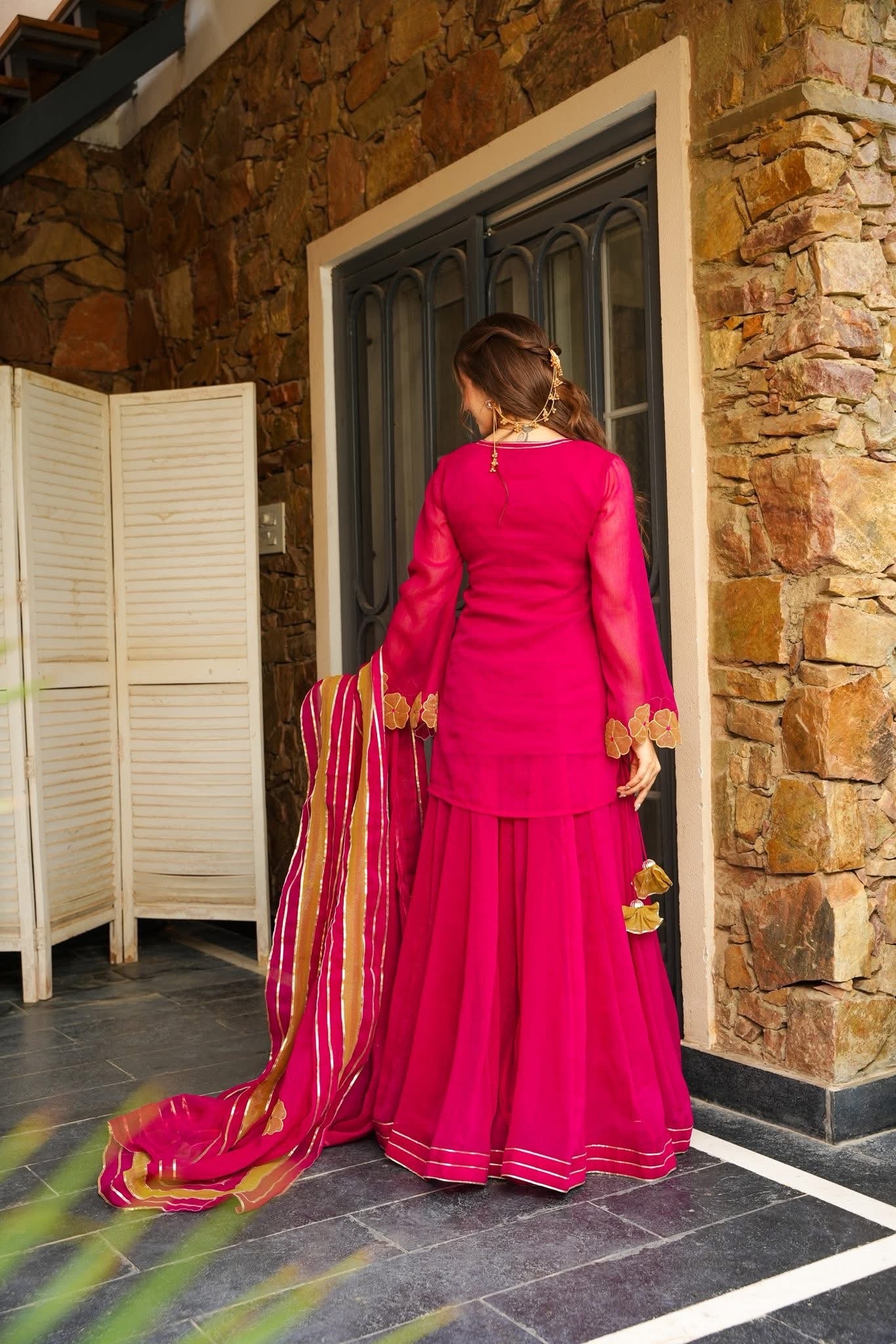 Gulal Gatha Suit Set