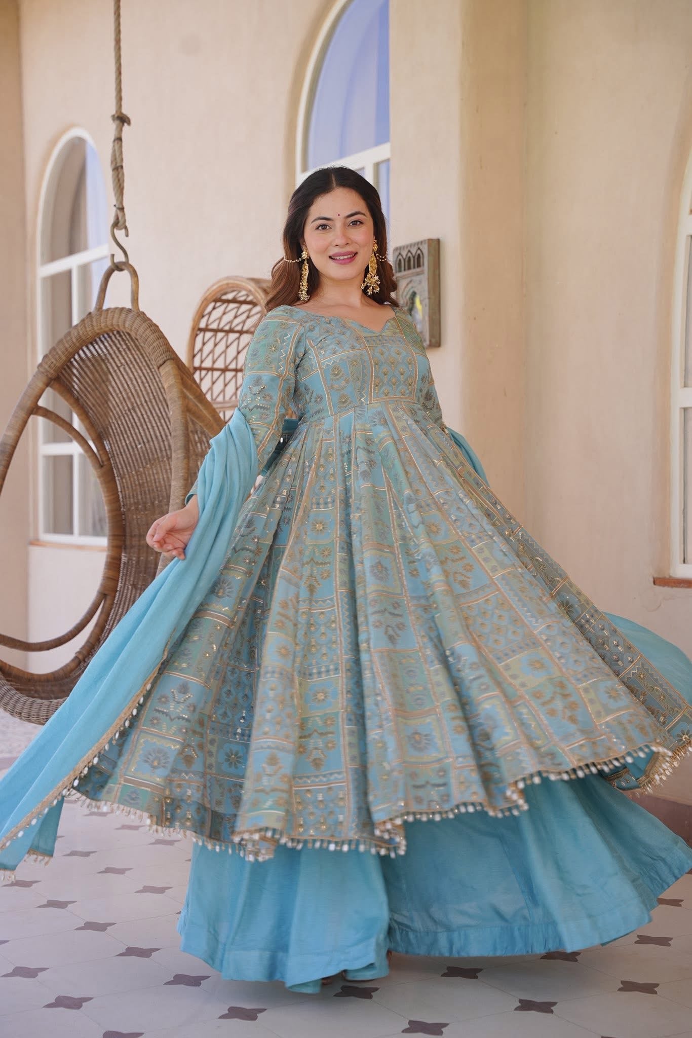 Vyomanshi Heavy Embroidered Anarkali Suit Set