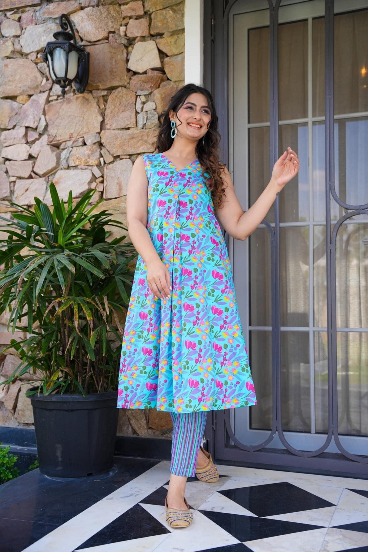 VEDIKA COTTON KURTA SET