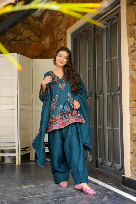 Mahrokh Embroidered Farshi Salwar Set