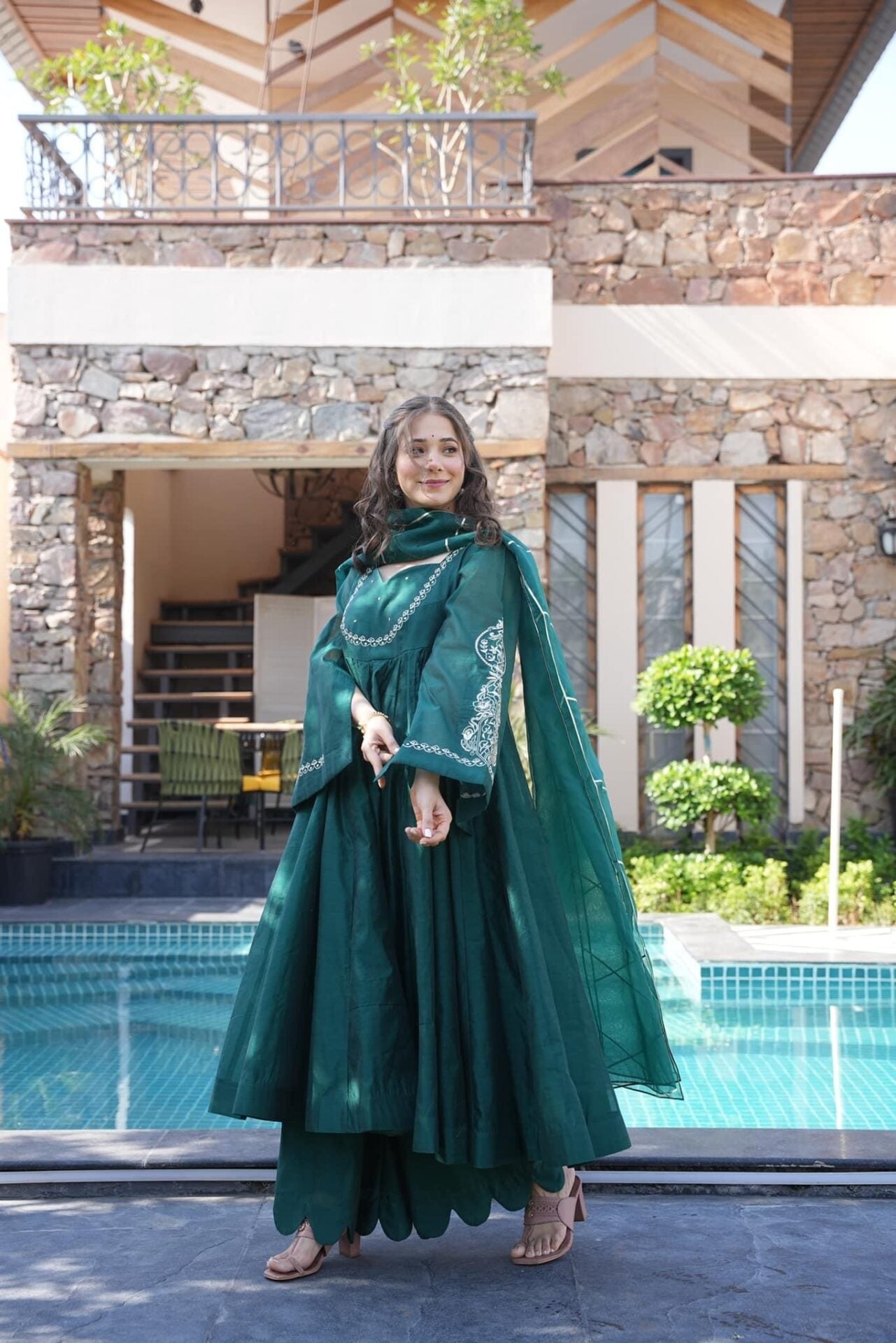 Alluring green chanderi suit set