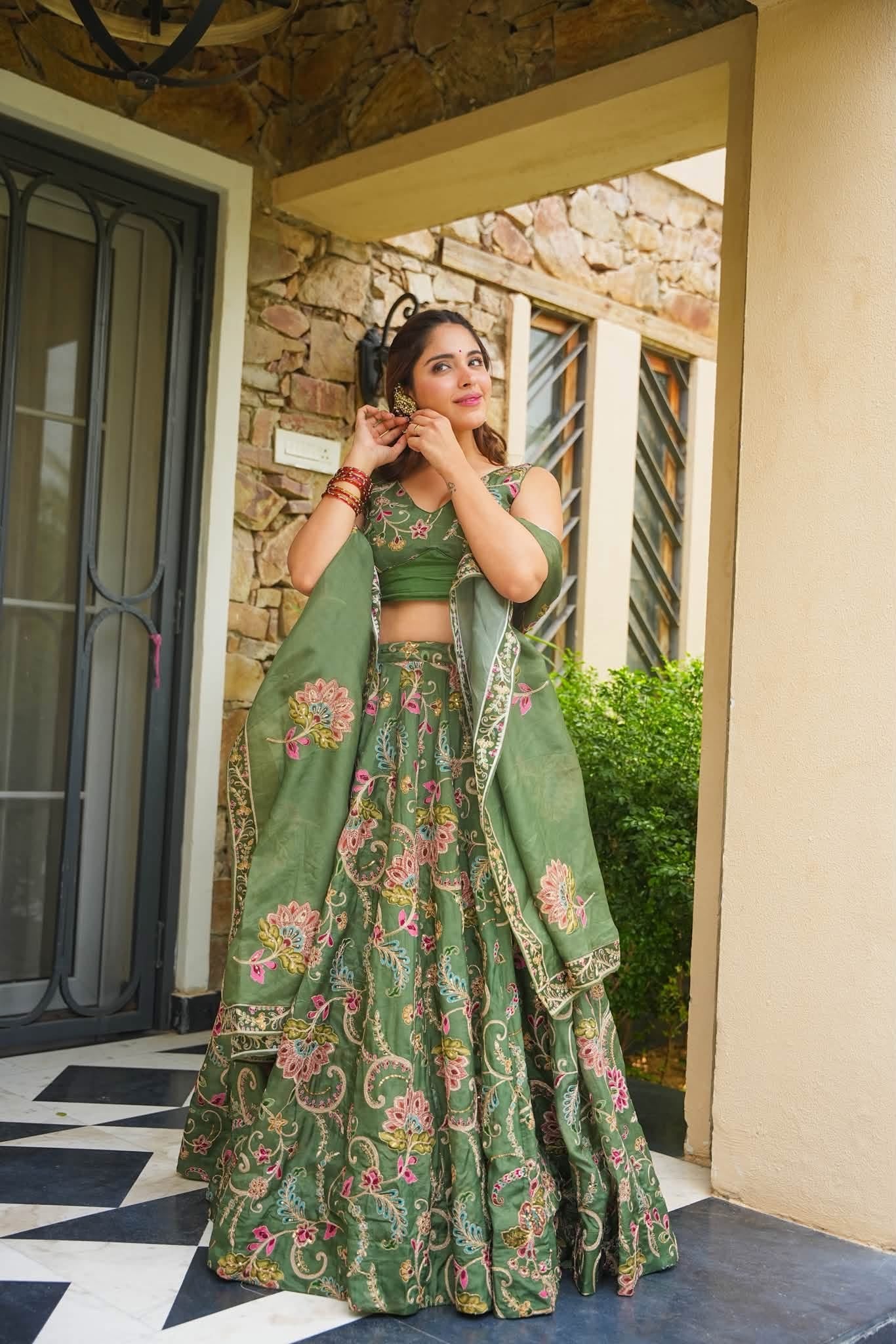 Navrooh Mehfil Heavy Lehenga Set