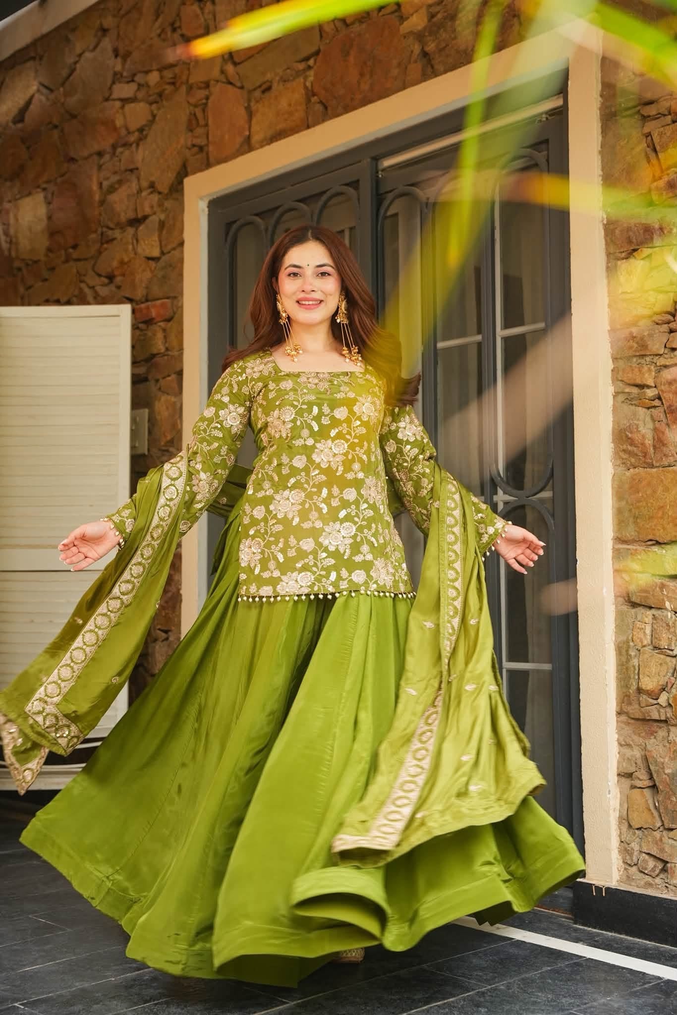 Ruhina Heavy Embroidered Kurta Set