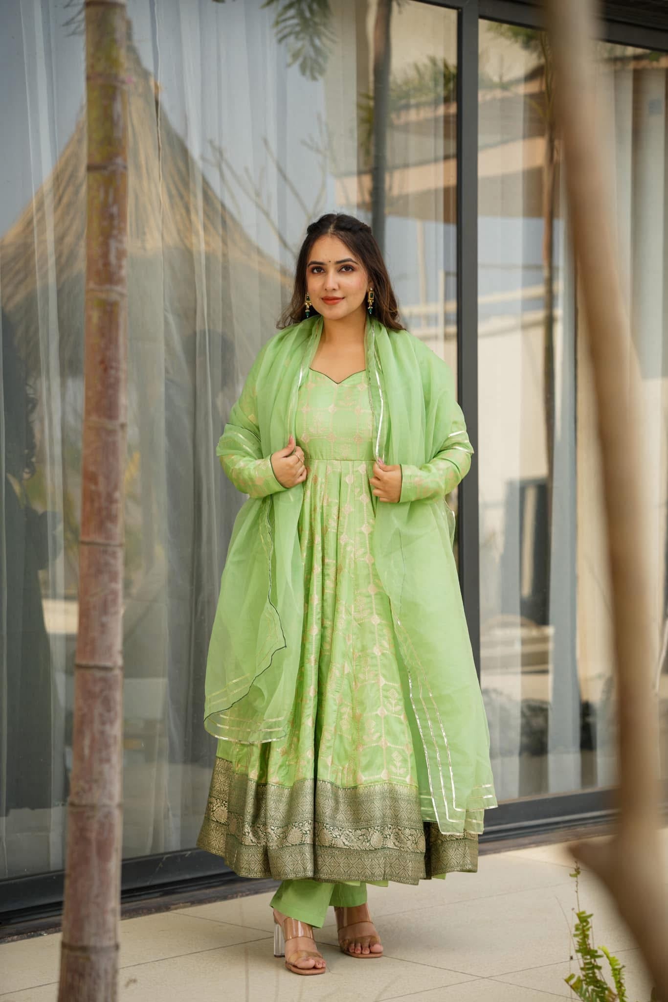 Tanishka Silk suit set